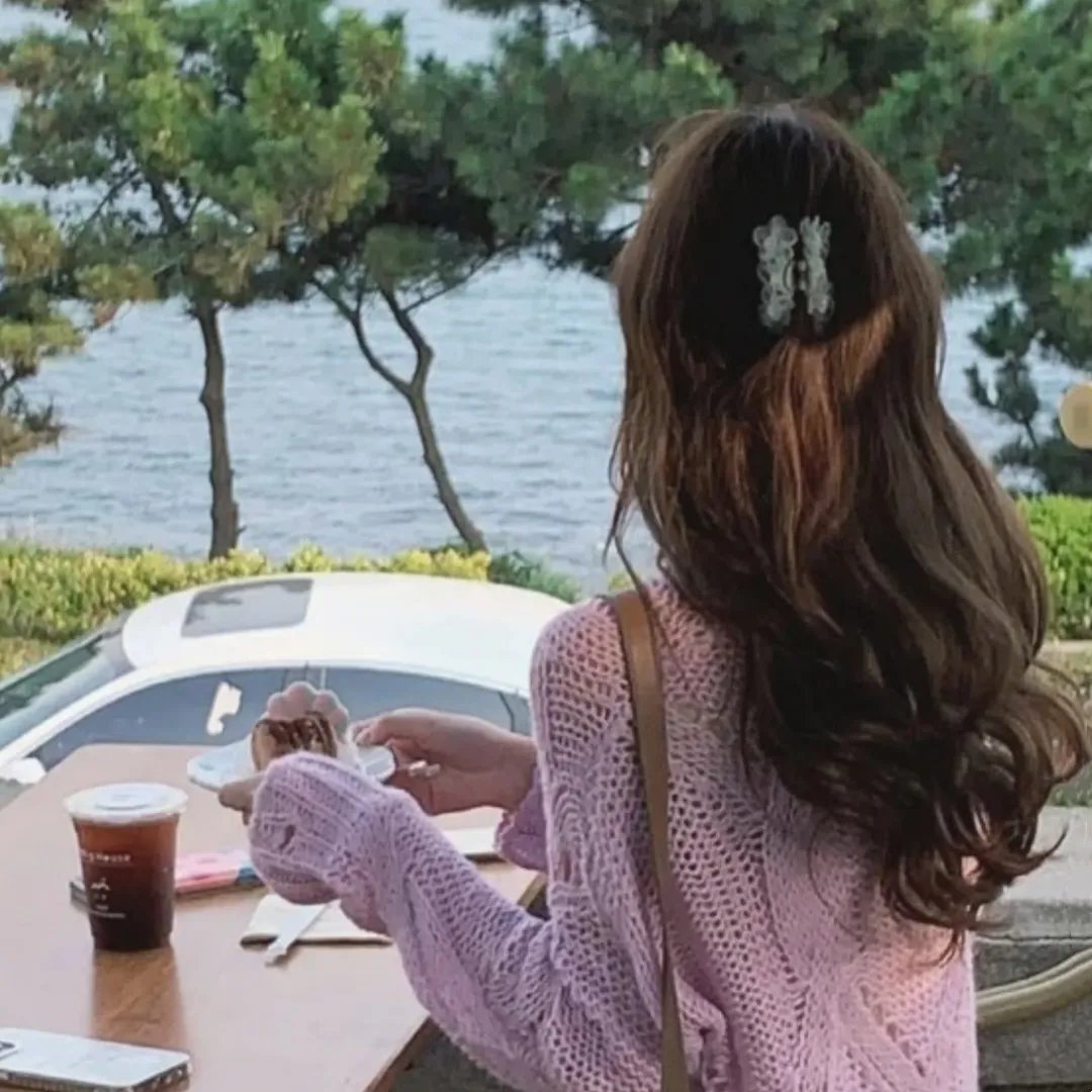 奥古姆护身符海报